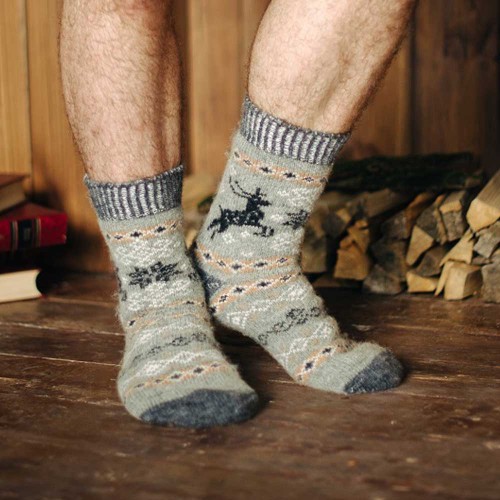 Мужские носки шерстяные оливковые с оленями